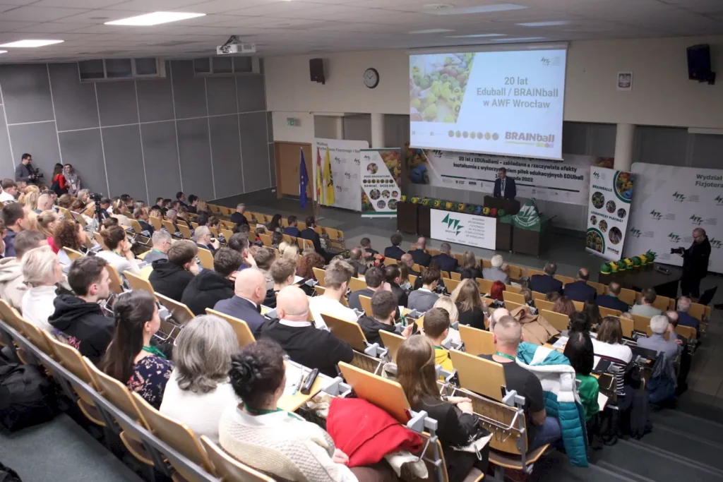 Fot. Adam Stępień – III Ogólnopolska Konferencja Edukacyjna – 20 lat z EDUballami, 14.11.2022 r.