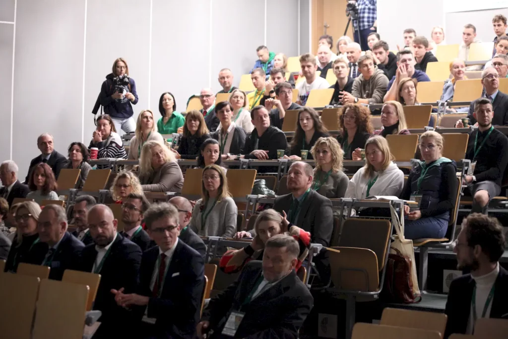 Fot. Adam Stępień – III Ogólnopolska Konferencja Edukacyjna – 20 lat z EDUballami, 14.11.2022 r.