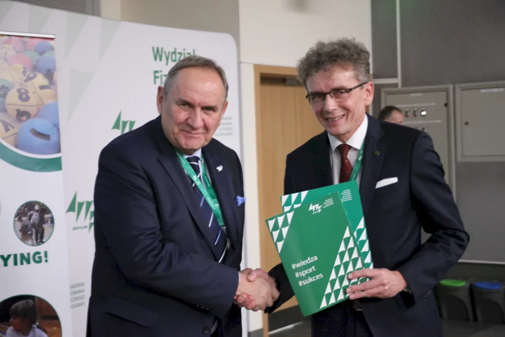 Fot. Adam Stępień – III Ogólnopolska Konferencja Edukacyjna – 20 lat z EDUballami, 14.11.2022 r.