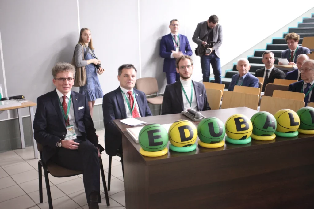 Fot. Adam Stępień – III Ogólnopolska Konferencja Edukacyjna – 20 lat z EDUballami, 14.11.2022 r.