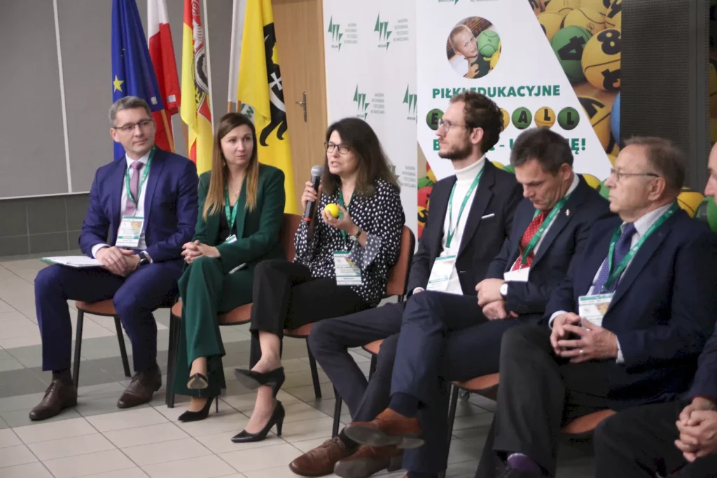 Fot. Adam Stępień – III Ogólnopolska Konferencja Edukacyjna – 20 lat z EDUballami, 14.11.2022 r.