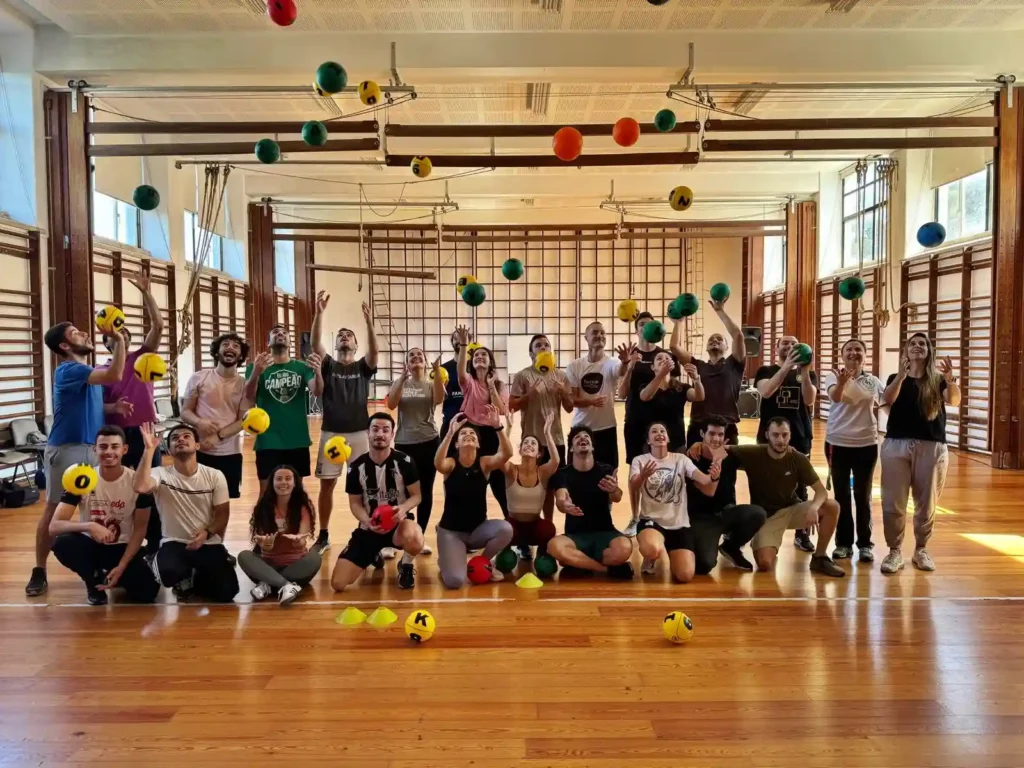 Fot. Sara Wawrzyniak - Zajęcia z piłkami BRAINball w Faculty of Human Kinetics (University of Lisbon) w ramach programu Erasmus+