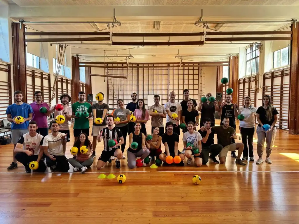 Fot. Sara Wawrzyniak - Zajęcia z piłkami BRAINball w Faculty of Human Kinetics (University of Lisbon) w ramach programu Erasmus+
